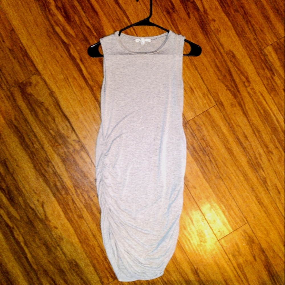 Gray scrunched body con